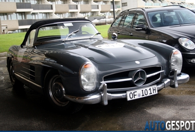 Mercedes-Benz 300SL Roadster