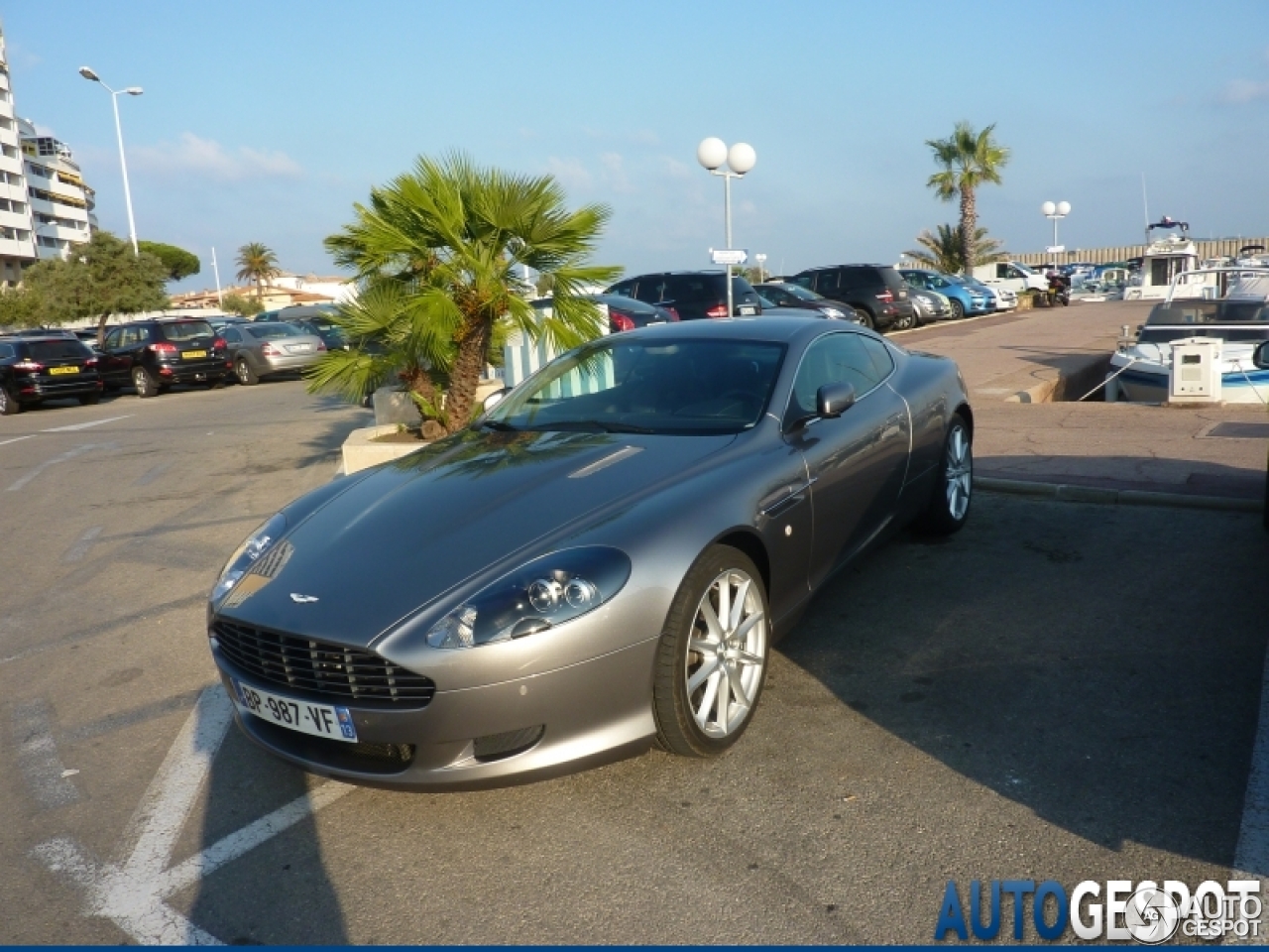 Aston Martin DB9