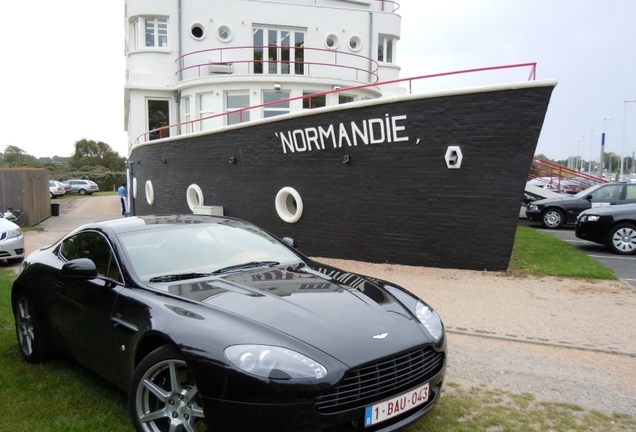 Aston Martin V8 Vantage