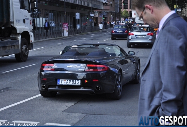 Aston Martin V8 Vantage Roadster