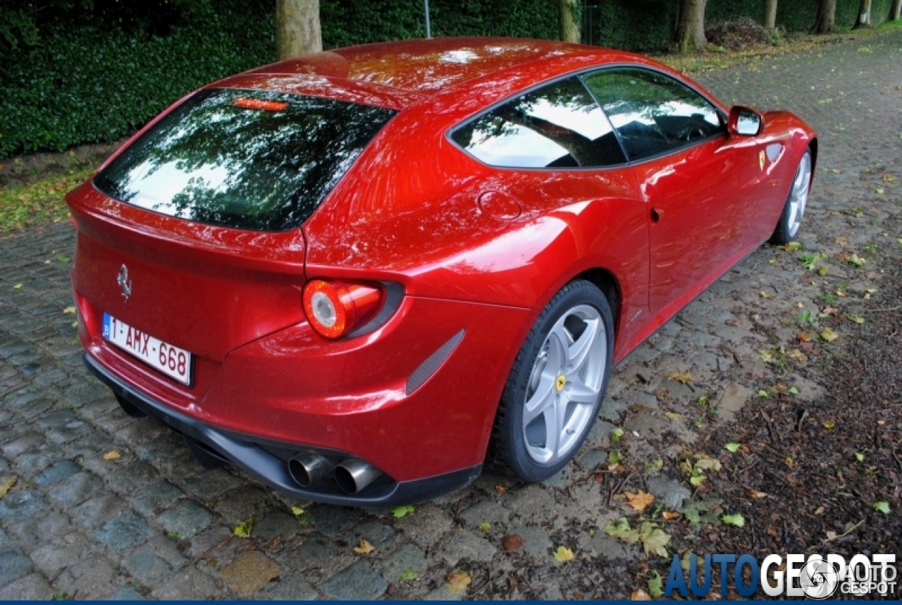 Ferrari FF