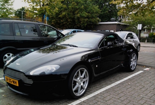 Aston Martin V8 Vantage Roadster