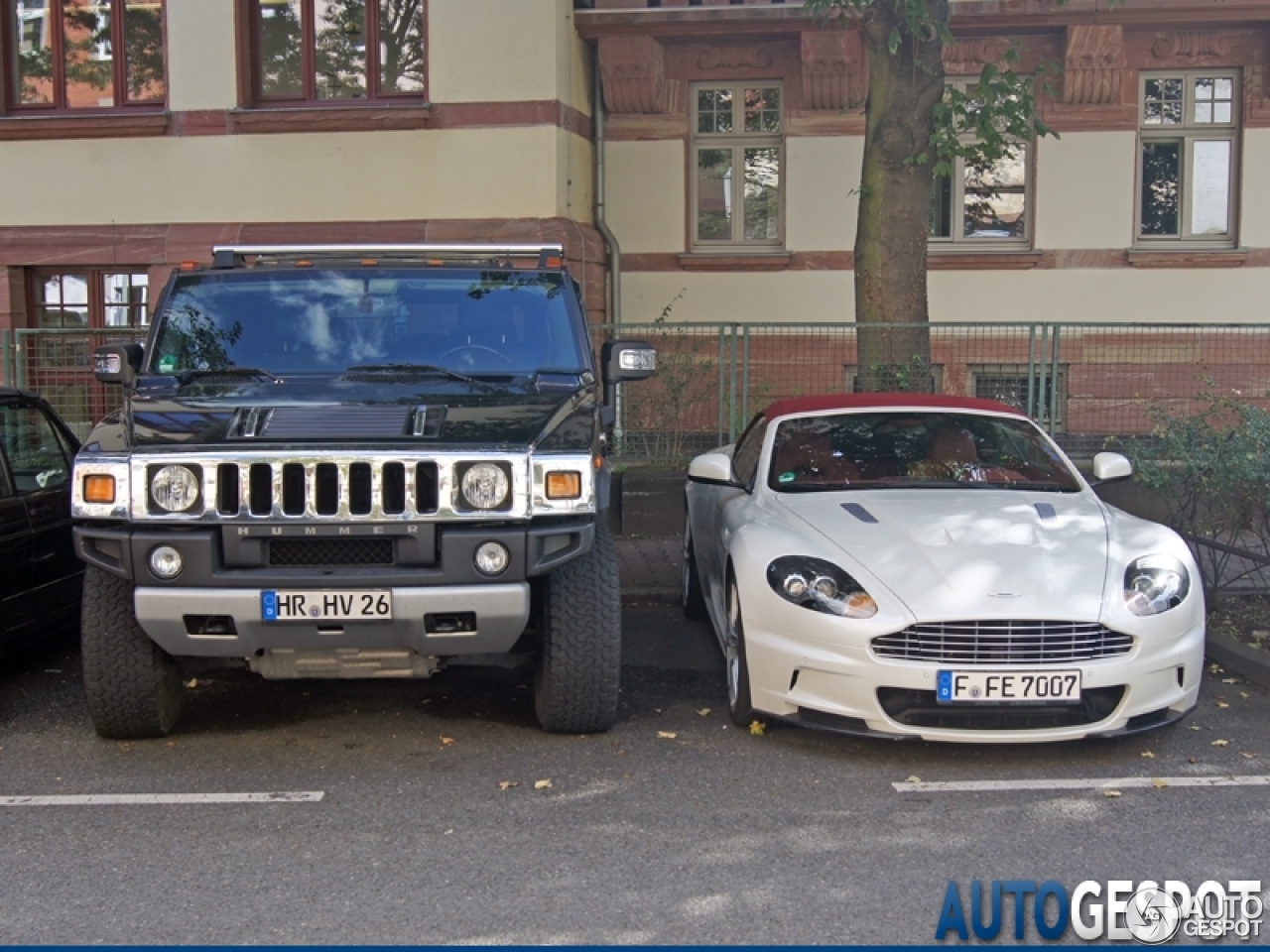 Aston Martin DBS Volante