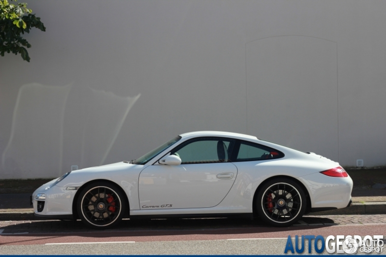 Porsche 997 Carrera GTS