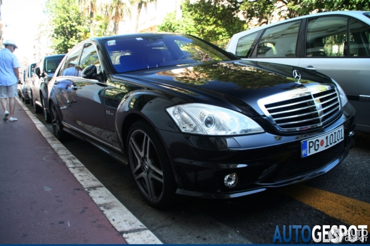 Mercedes-Benz S 63 AMG W221