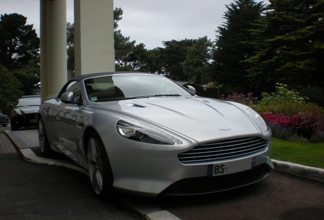 Aston Martin Virage Volante 2011