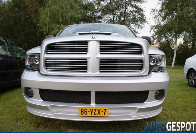 Dodge RAM SRT-10 Quad-Cab