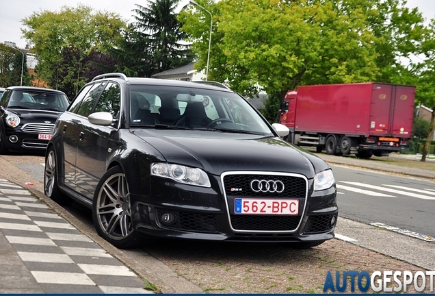 Audi RS4 Avant B7