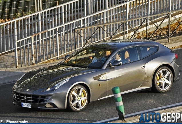 Ferrari FF