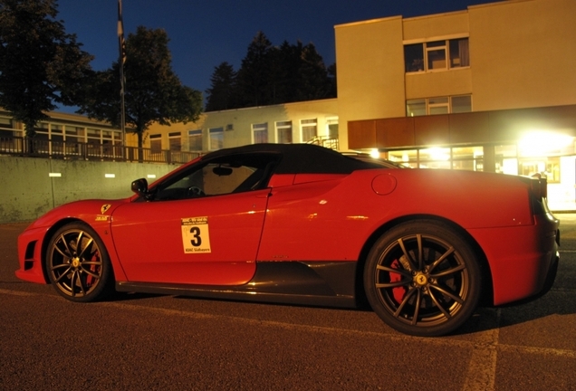 Ferrari Scuderia Spider 16M