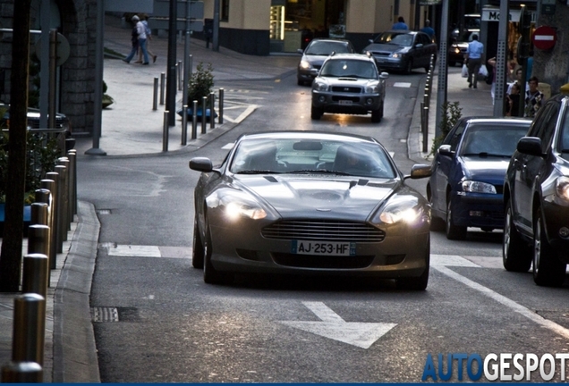 Aston Martin DB9