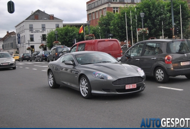 Aston Martin DB9