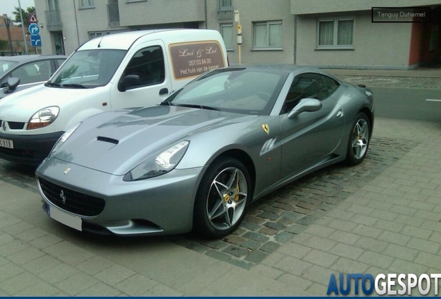 Ferrari California