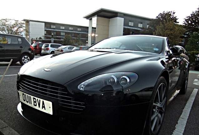 Aston Martin V8 Vantage S