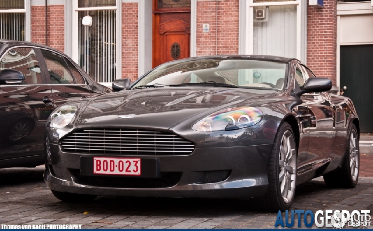 Aston Martin DB9