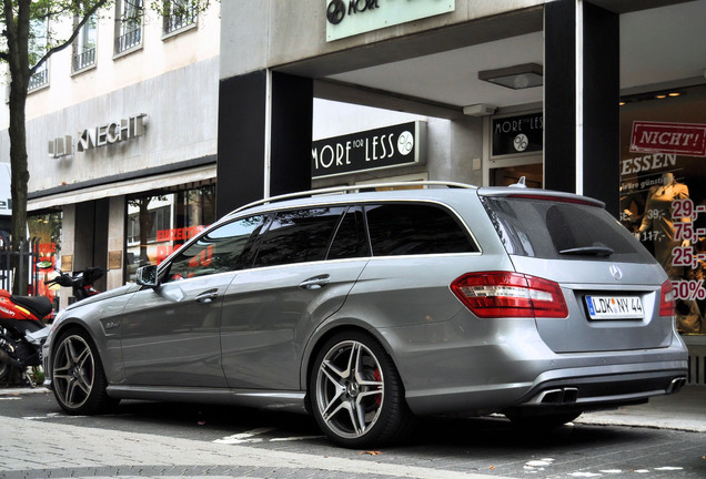 Mercedes-Benz E 63 AMG S212