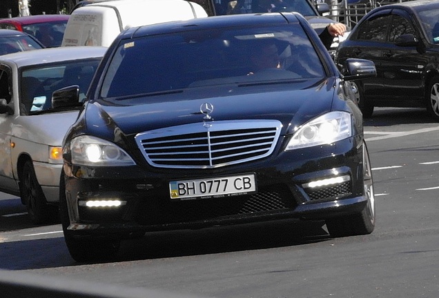 Mercedes-Benz S 63 AMG W221 2010