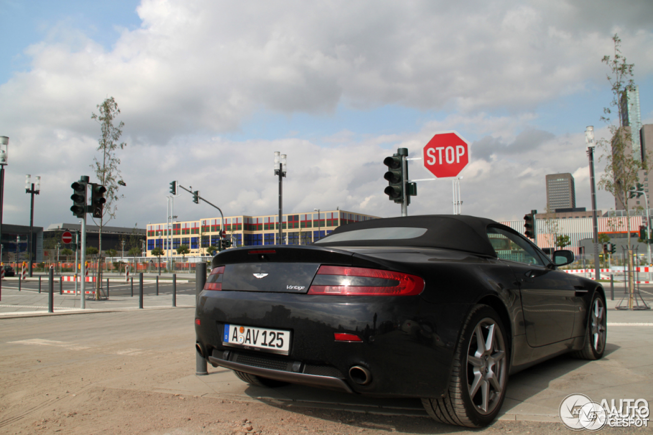 Aston Martin V8 Vantage Roadster