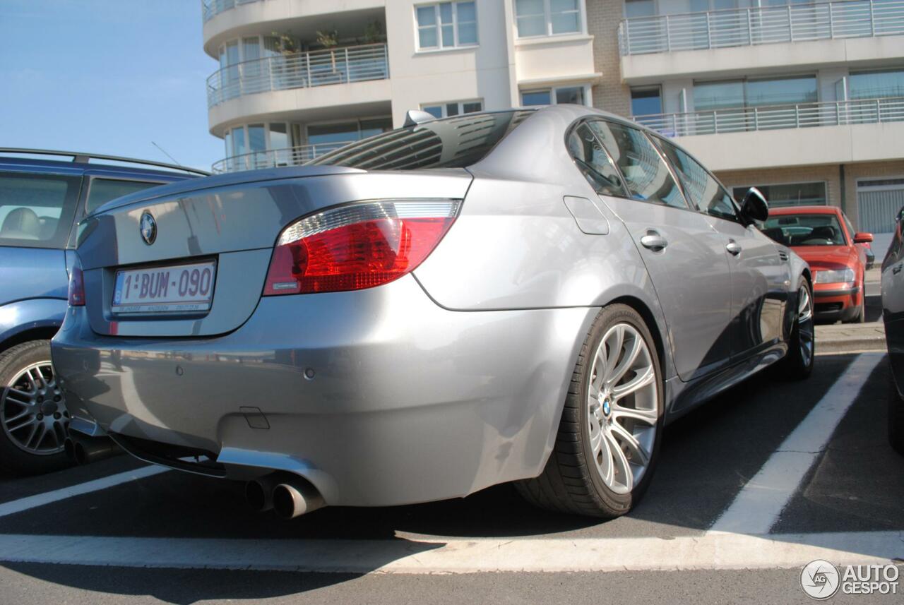 BMW M5 E60 2005