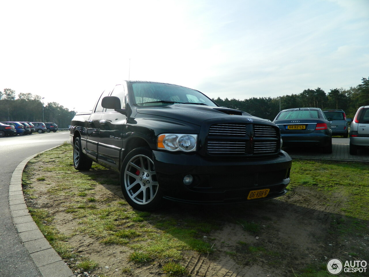 Dodge RAM SRT-10 Quad-Cab