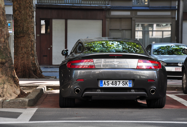 Aston Martin V8 Vantage