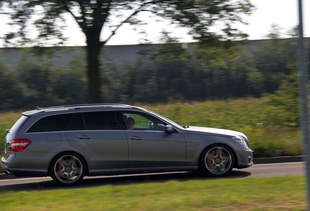 Mercedes-Benz E 63 AMG S212