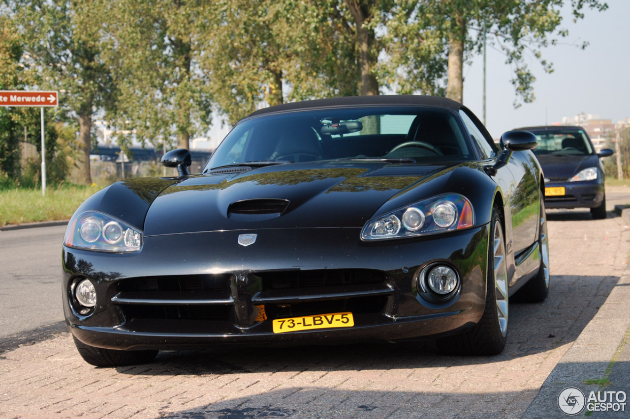 Dodge Viper SRT-10 Roadster 2003