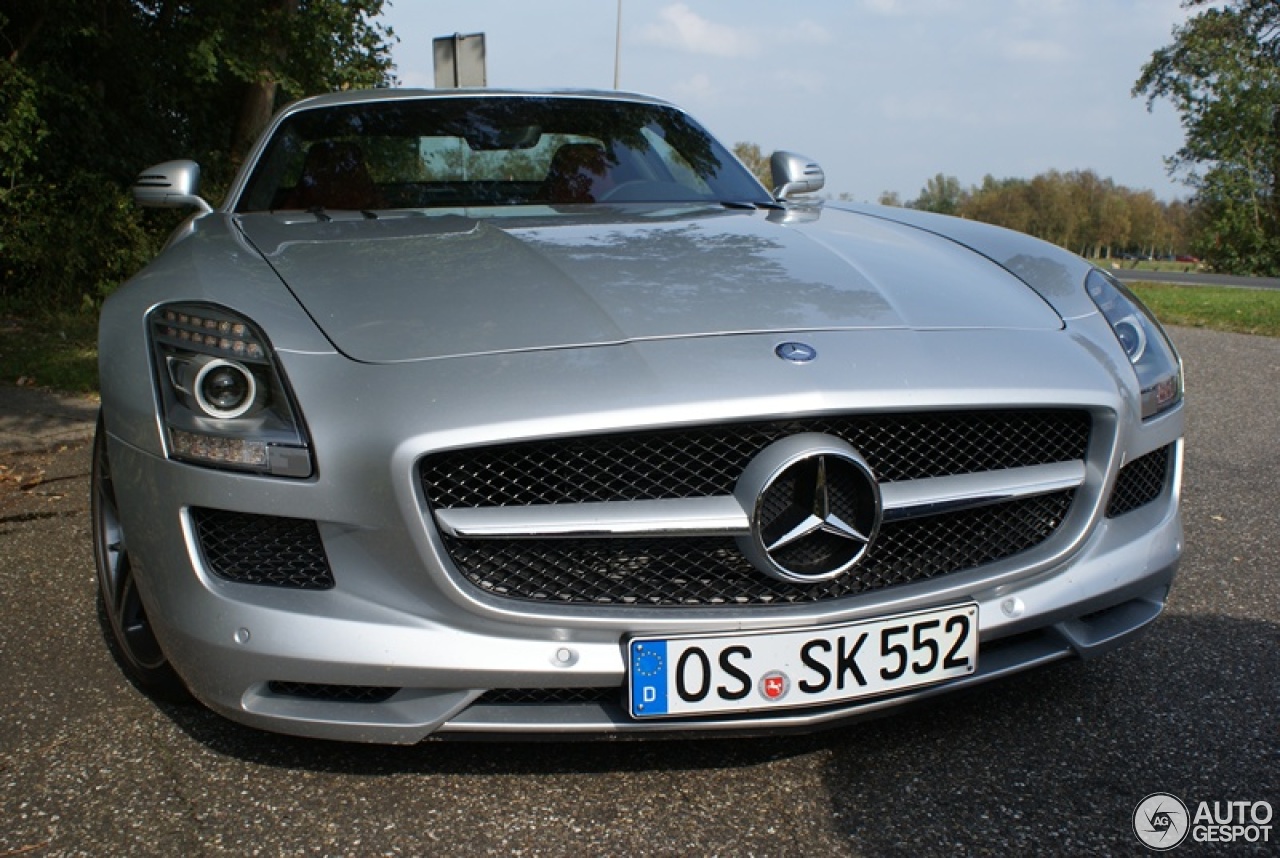 Mercedes-Benz SLS AMG