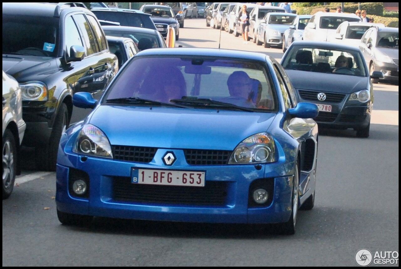 Renault Clio V6 Phase II