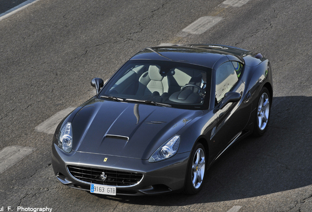 Ferrari California