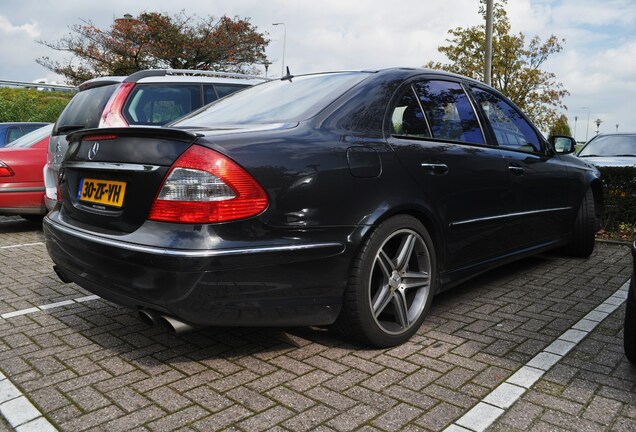 Mercedes-Benz E 63 AMG