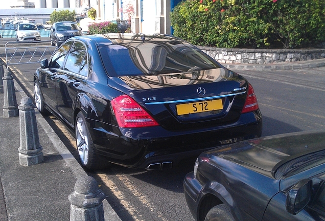 Mercedes-Benz S 63 AMG W221 2011