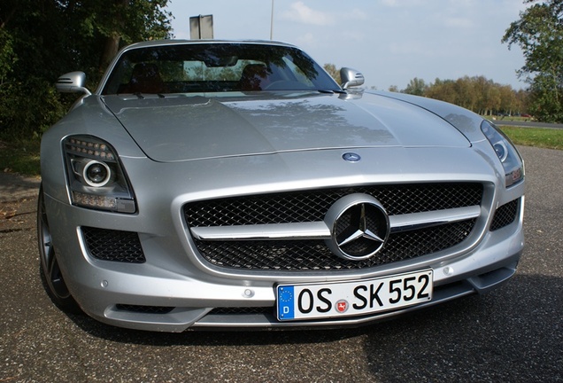 Mercedes-Benz SLS AMG