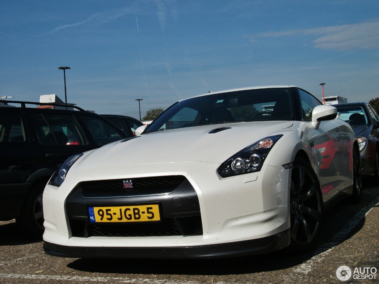 Nissan GT-R