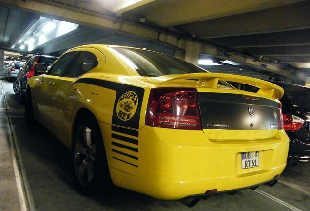 Dodge Charger SRT-8 Super Bee