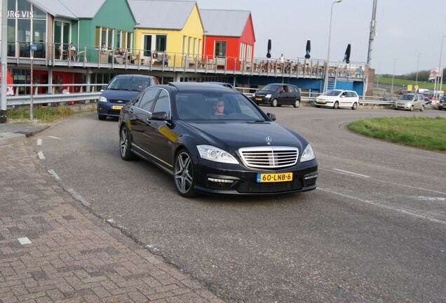 Mercedes-Benz S 63 AMG W221 2010