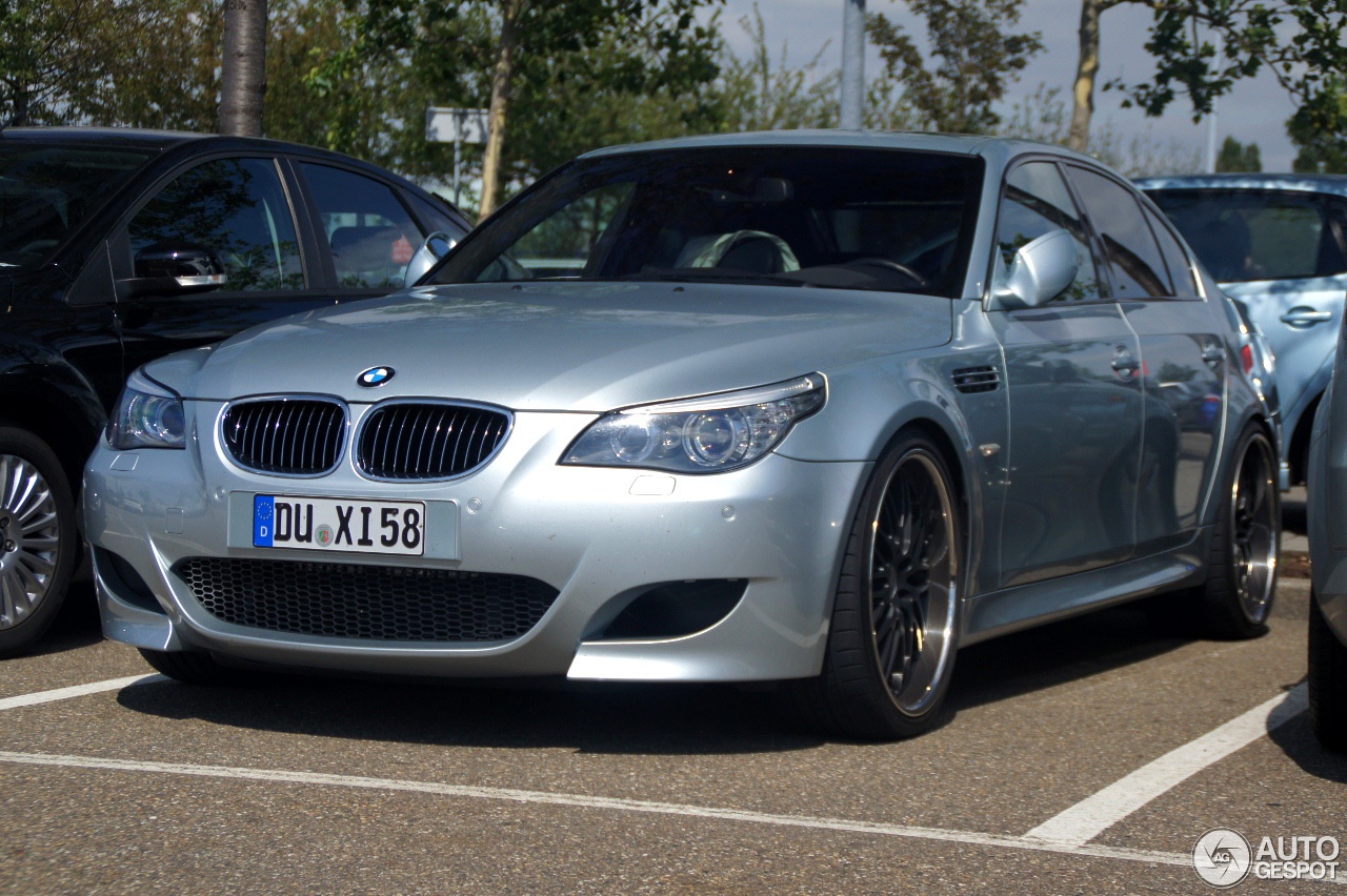 BMW M5 E60 2005