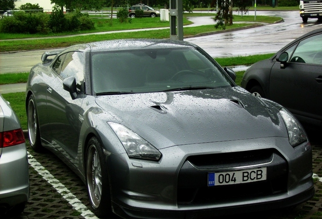 Nissan GT-R