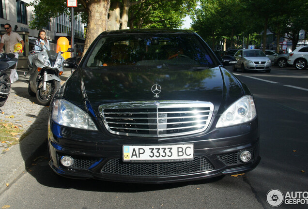 Mercedes-Benz S 63 AMG W221