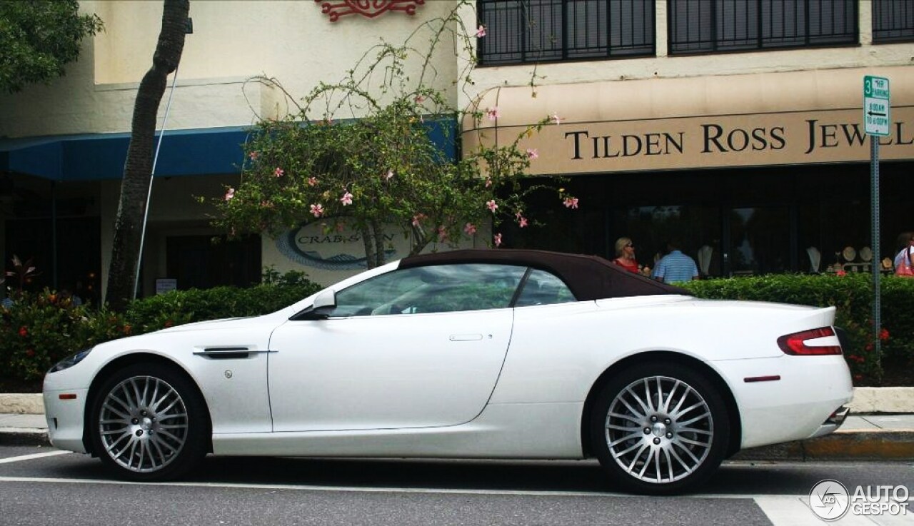 Aston Martin DB9 Volante