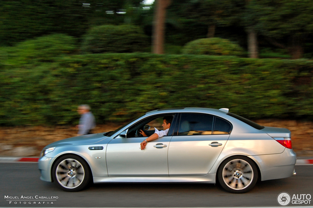 BMW M5 E60 2005