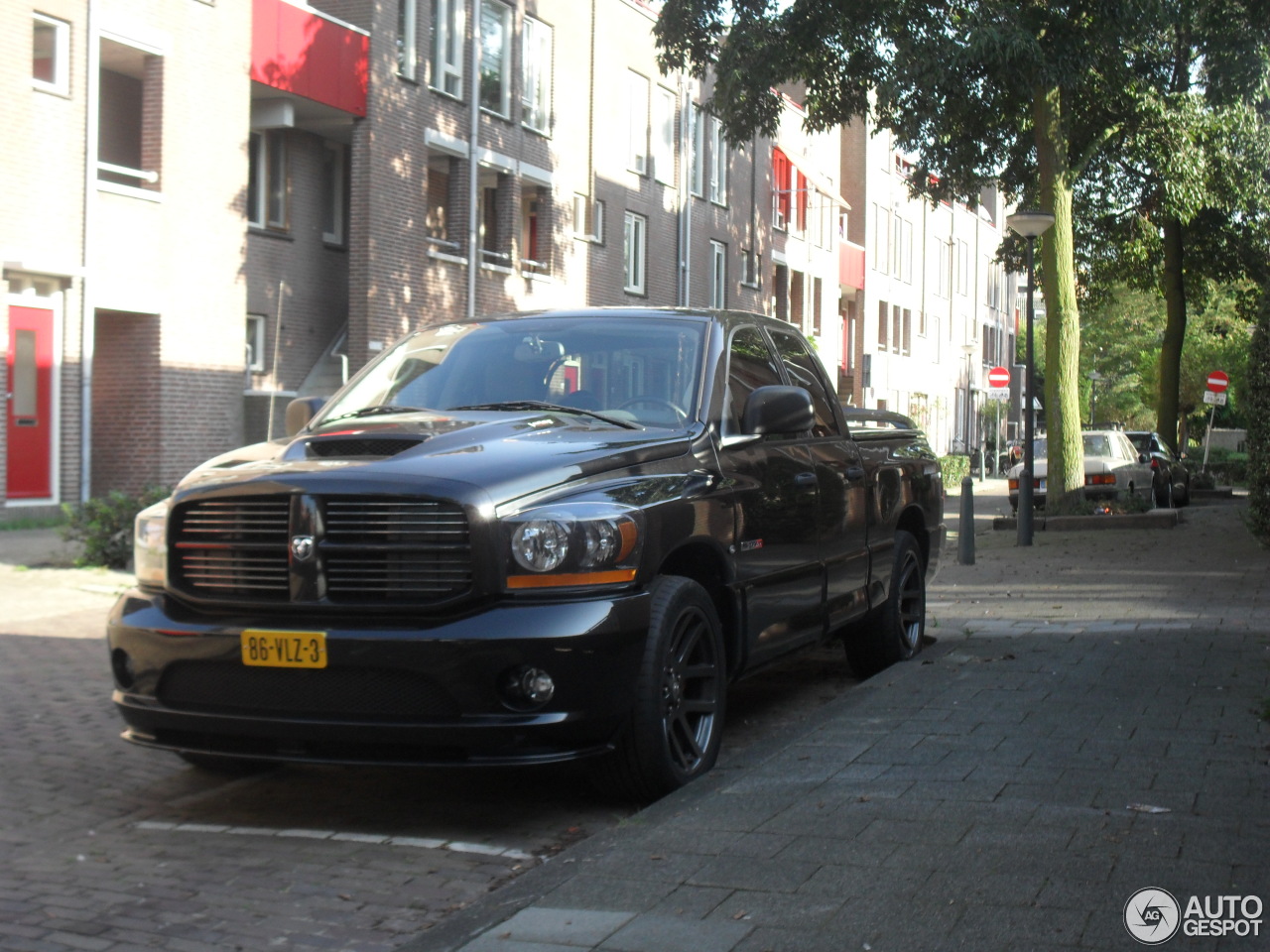 Dodge RAM SRT-10 Quad-Cab Night Runner