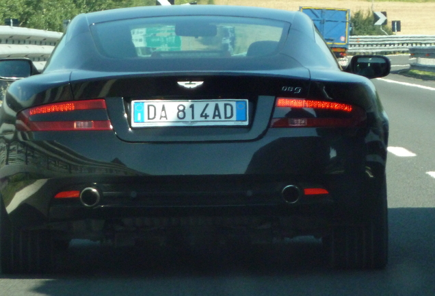 Aston Martin DB9