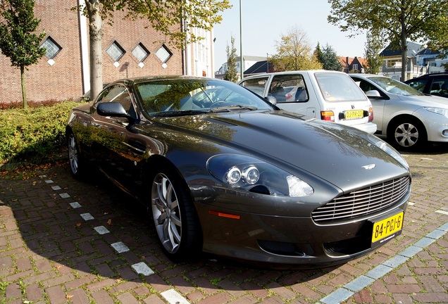 Aston Martin DB9