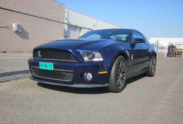 Ford Mustang Shelby GT500 2010