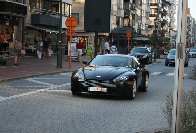 Aston Martin V8 Vantage