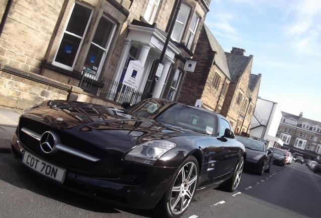 Mercedes-Benz SLS AMG