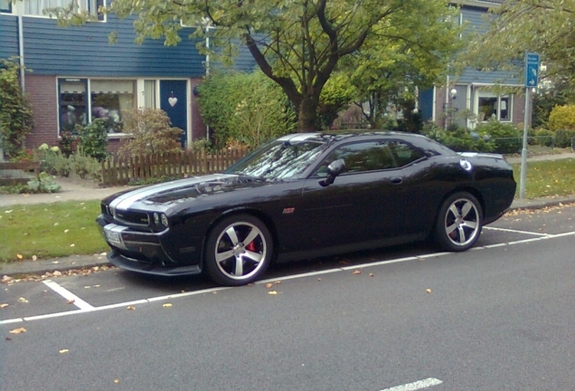 Dodge Challenger SRT-8 392