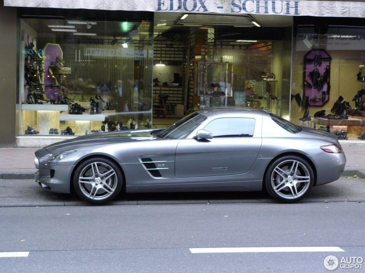 Mercedes-Benz SLS AMG