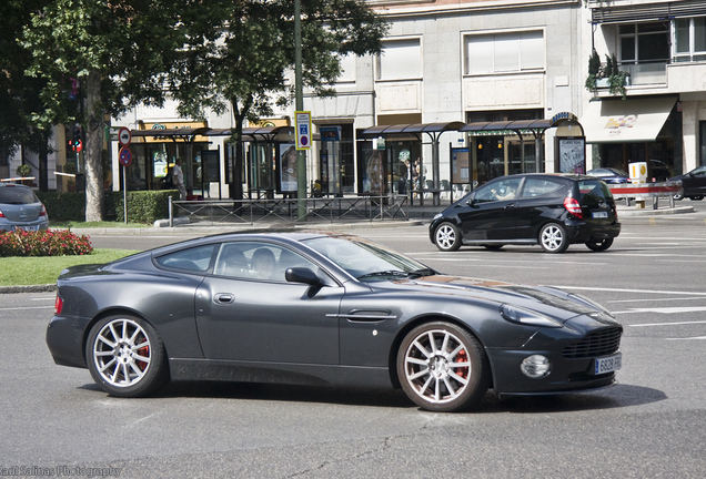 Aston Martin Vanquish S